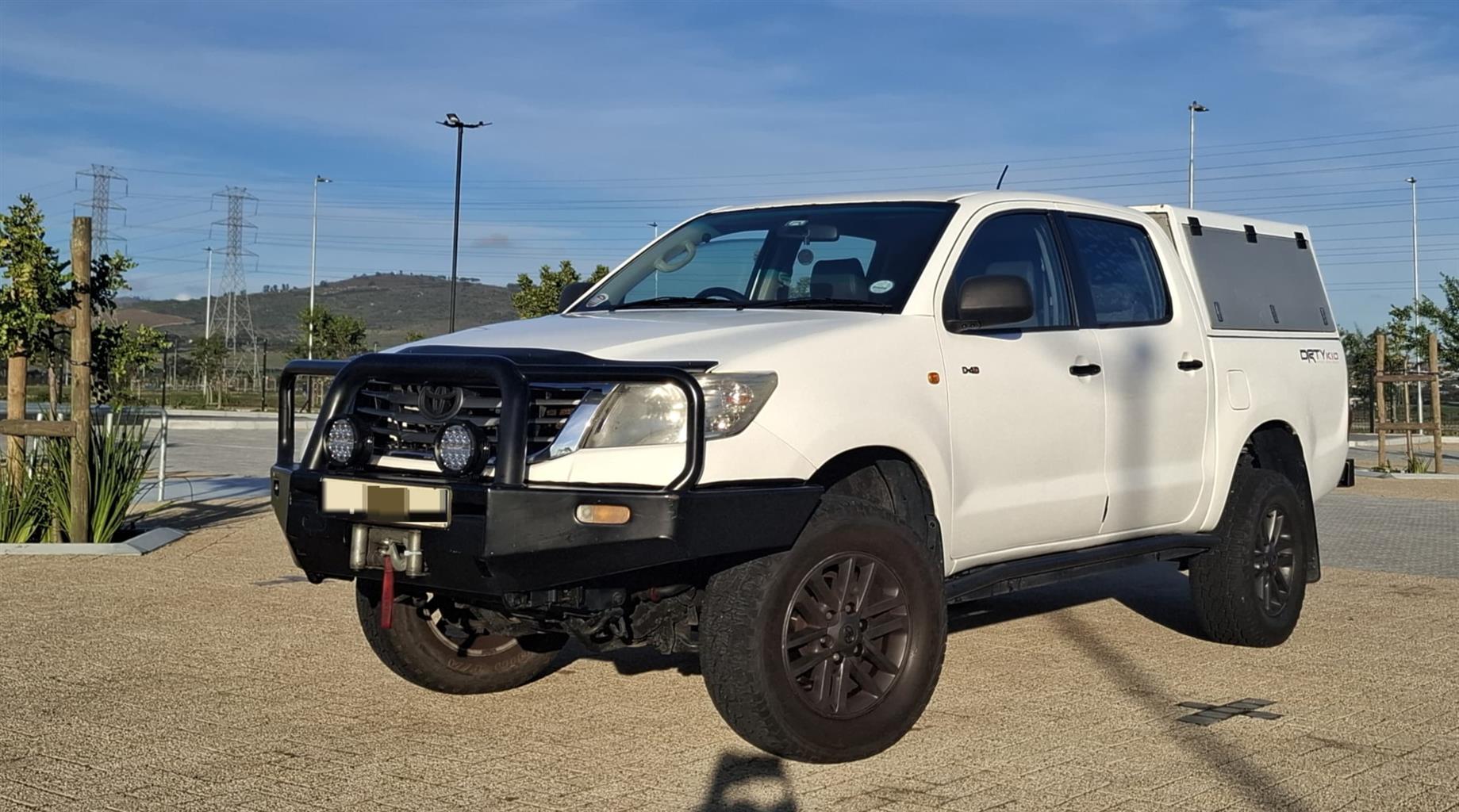 Used 2014 Toyota Hilux 2.5D-4D double cab 4x4 SRX - Private Seller Used 2014 Toyota Hilux 2.5D-4D double cab 4x4 SRX - Private Seller