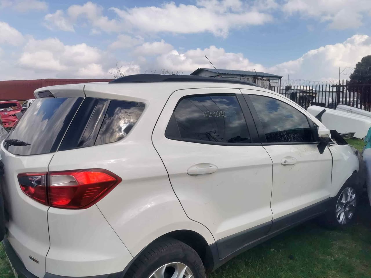 Ford Ecosport stripping - Private Seller Ford Ecosport stripping - Private Seller