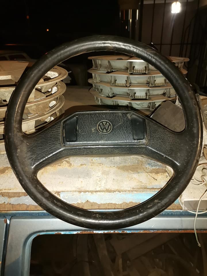 Volkswagen Fox/Mk1 steering wheel with working hooter ring - Private Seller