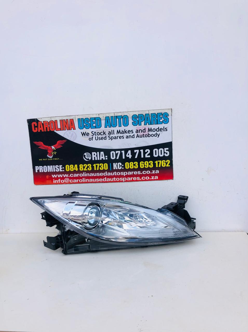 Mazda 6 right xenon headlight (2009-2012) - Private Seller