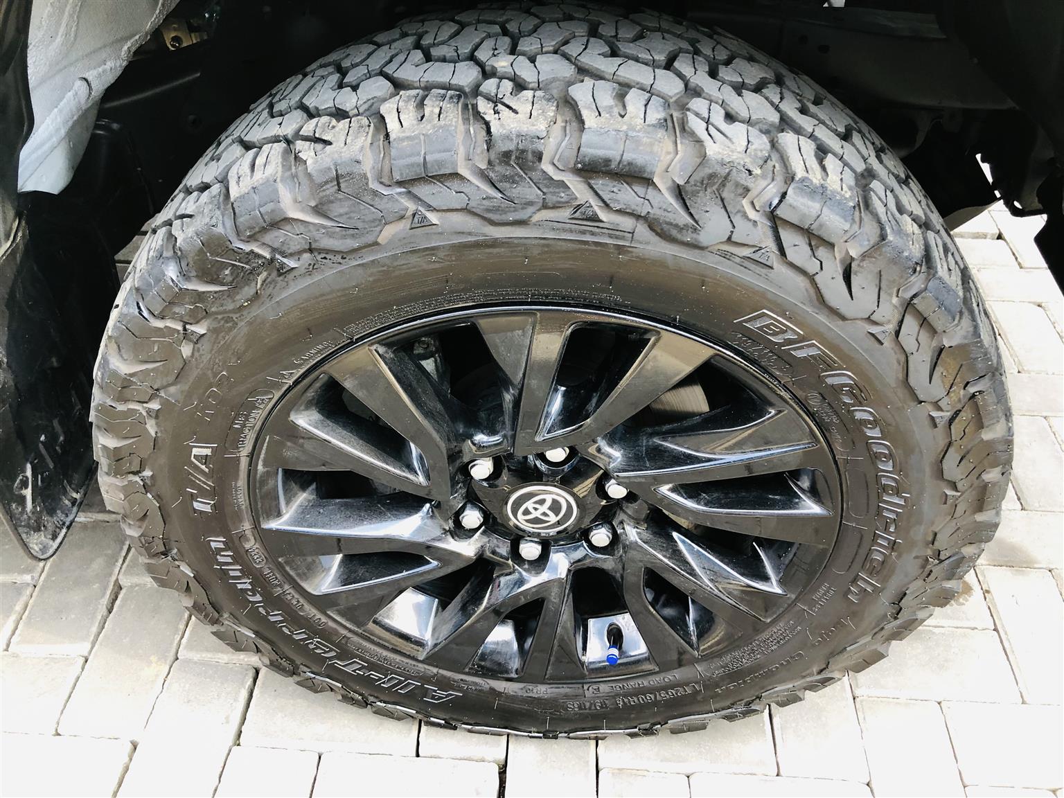 Used 2024 Toyota Hilux 2.4GD-6 double cab 4x4 Raider auto - Private Seller Used 2024 Toyota Hilux 2.4GD-6 double cab 4x4 Raider auto - Private Seller