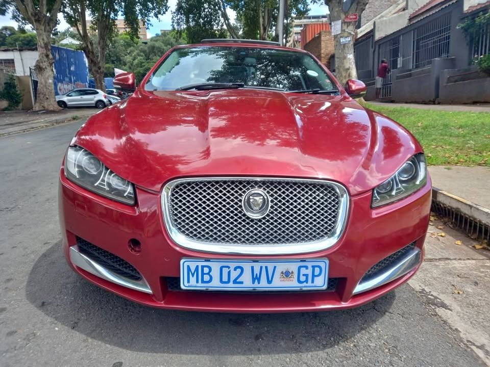2012 Jaguar XF 2.0 Petrol, Automatic, Sunroof, Leather Seat. 130k. Call Innocent  Reverse 2012 Jaguar XF 2.0 Petrol, Automatic, Sunroof, Leather Seat. 130k. Call Innocent  Reverse