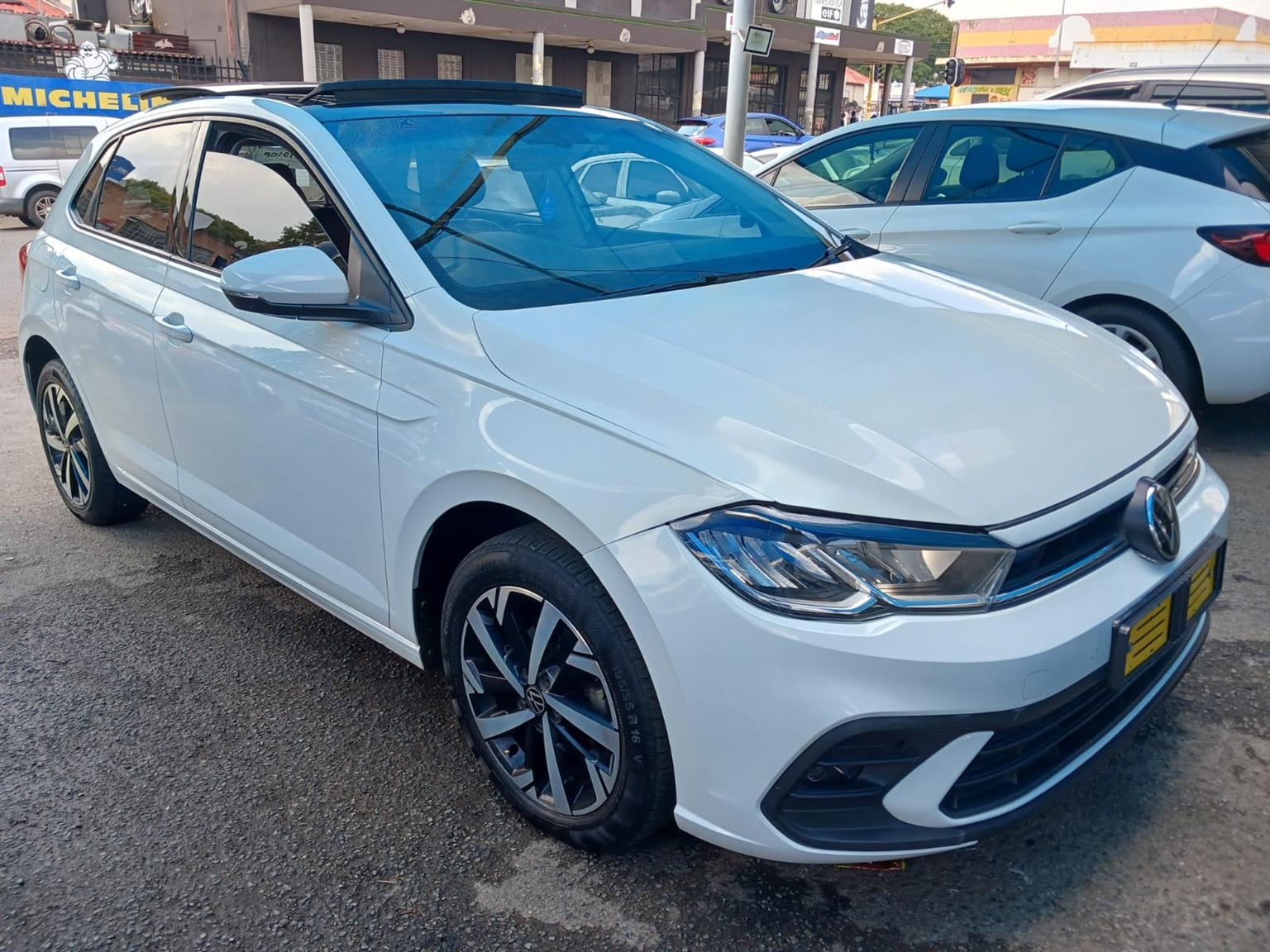 2022 VW POLO 9 1.0 TSI Transmission: Manual Mileage: 55000km Fueltype: Petrol