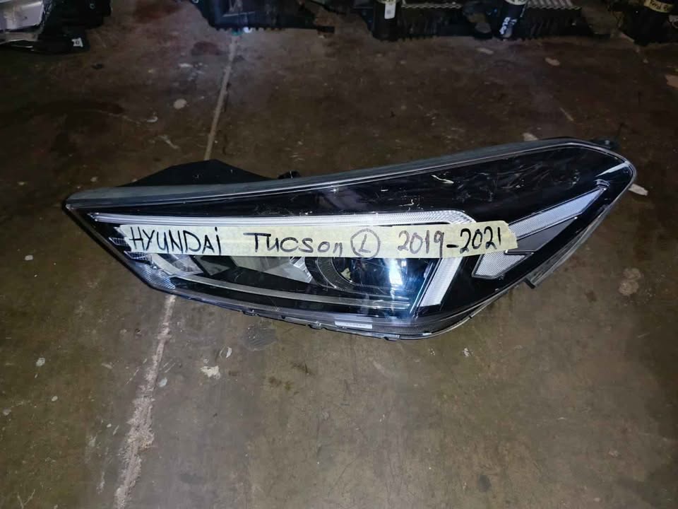 2019 HYUNDAI TUCSON HEADLIGHT - Private Seller 2019 HYUNDAI TUCSON HEADLIGHT - Private Seller
