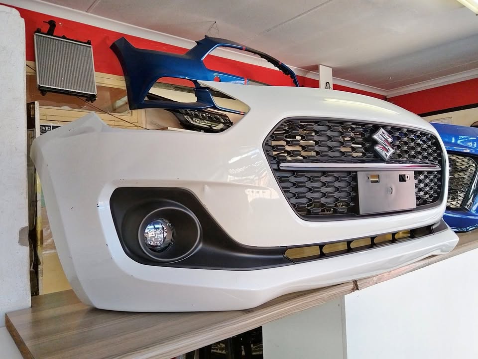 2022 SUZUKI SWIFT WHITE FRONT COMPLETE BUMPER SUPER CLEAN FOR SALE - Private Seller 2022 SUZUKI SWIFT WHITE FRONT COMPLETE BUMPER SUPER CLEAN FOR SALE - Private Seller