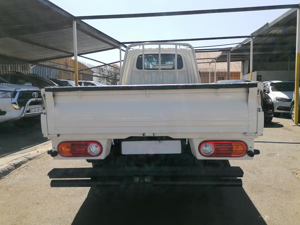 2015 Hyundai H100 2.6 Bakkie Diesel