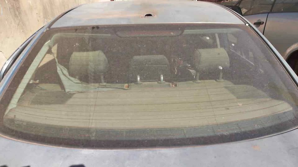 BMW 320i E90 rear windscreen - Private Seller BMW 320i E90 rear windscreen - Private Seller