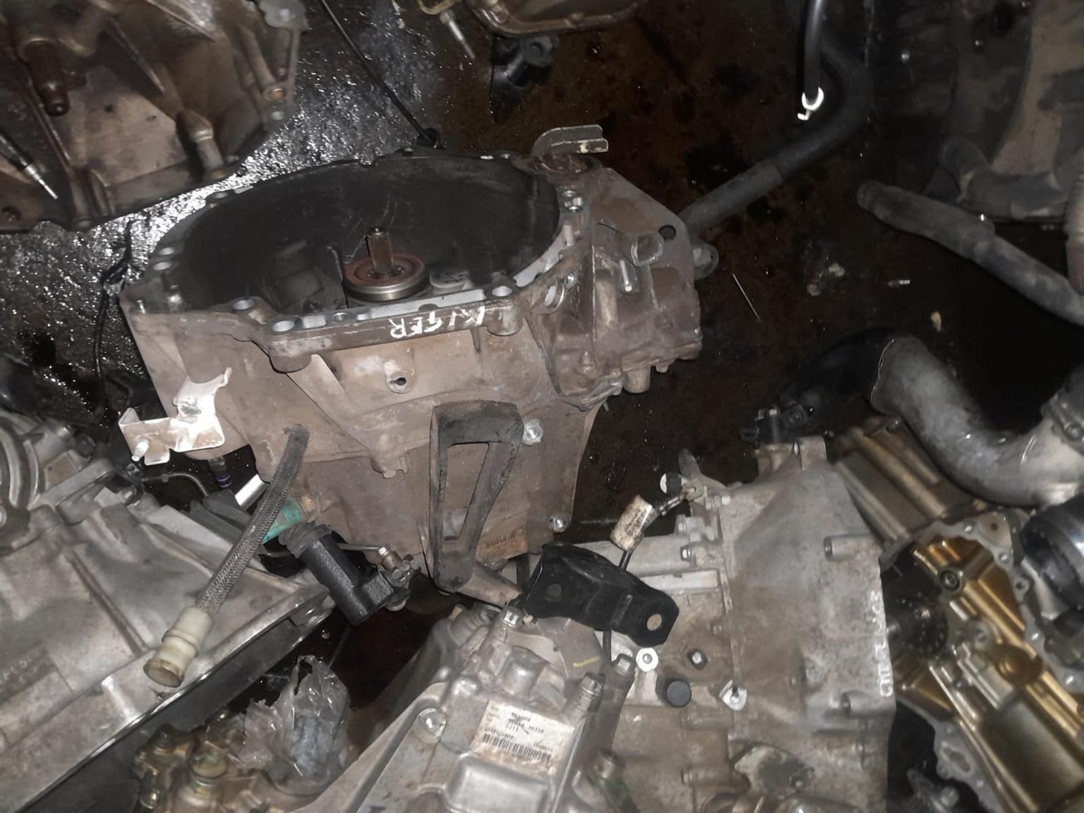 Renault kwid manual gearbox - Private Seller Renault kwid manual gearbox - Private Seller