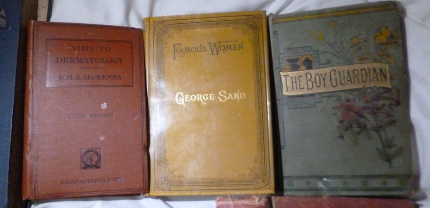 ANTIQUE BOOKS x 18