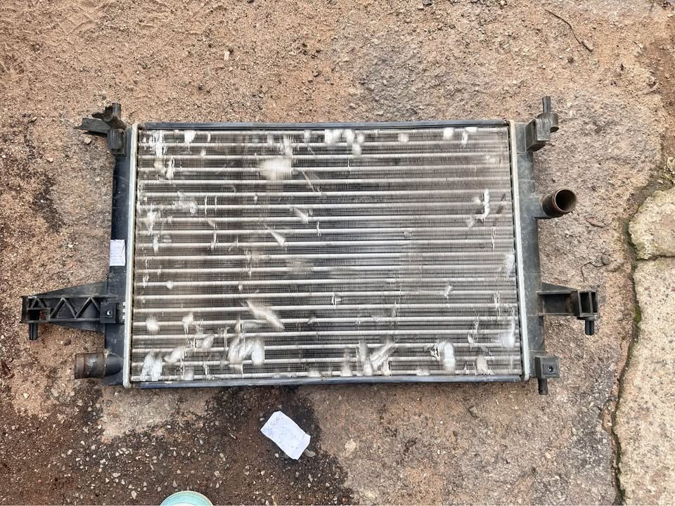Opel Corsa utility radiator - Private Seller Opel Corsa utility radiator - Private Seller