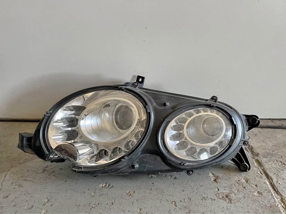 Bentley CONTINENTAL GT GTC Xenon HID Headlight - Private Seller Bentley CONTINENTAL GT GTC Xenon HID Headlight - Private Seller