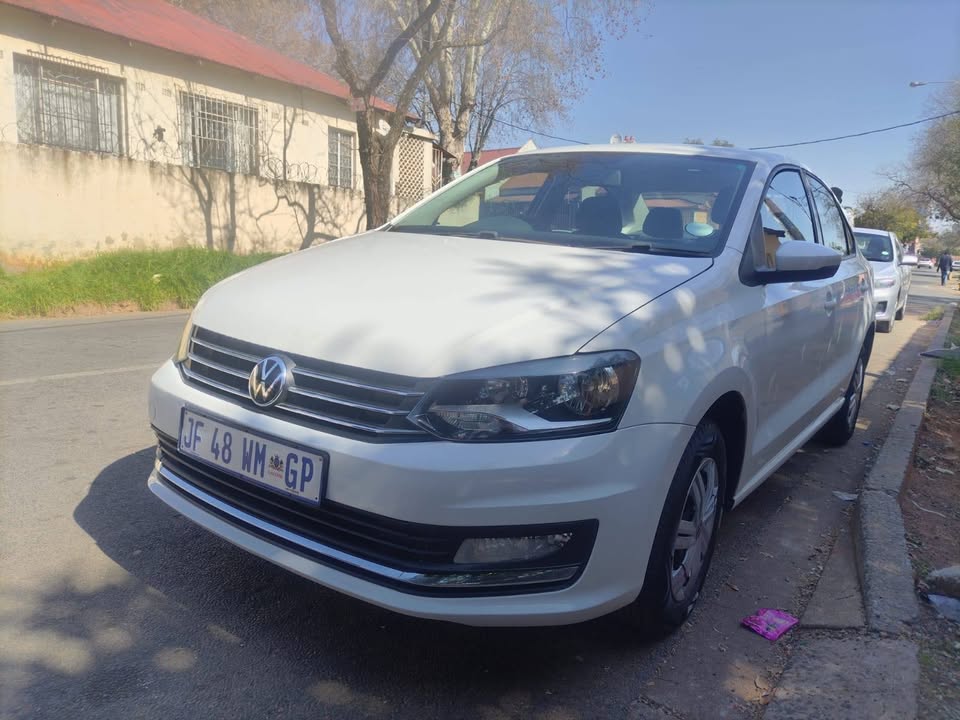 2019 polo 6 1.4 sedan