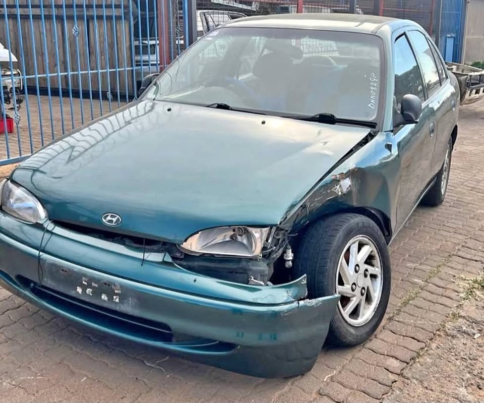 HYUNDAI ACCENT 1.5 STRIPPING FOR SPARE PARTS - Private Seller HYUNDAI ACCENT 1.5 STRIPPING FOR SPARE PARTS - Private Seller