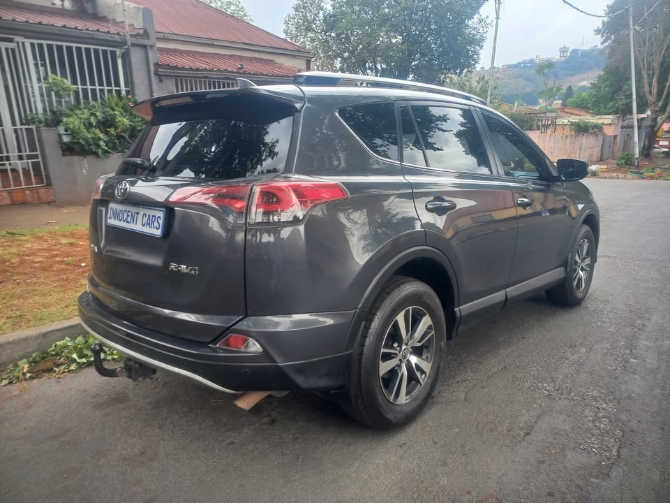 2017 TOYOTA RAV4 SUV 2.0 PETROL, AUTOMATIC, GREY COLOR, MILEAGE 88000KMS