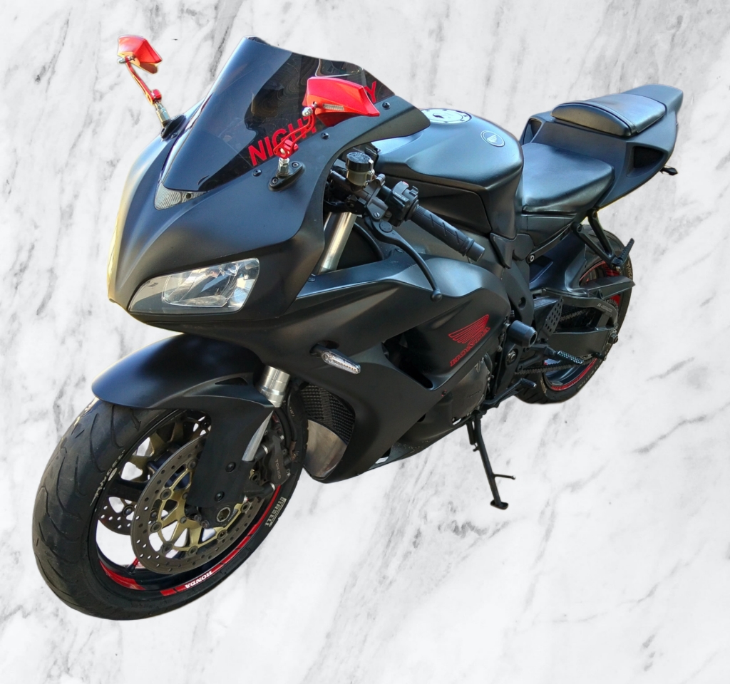 Preloaded Image 3