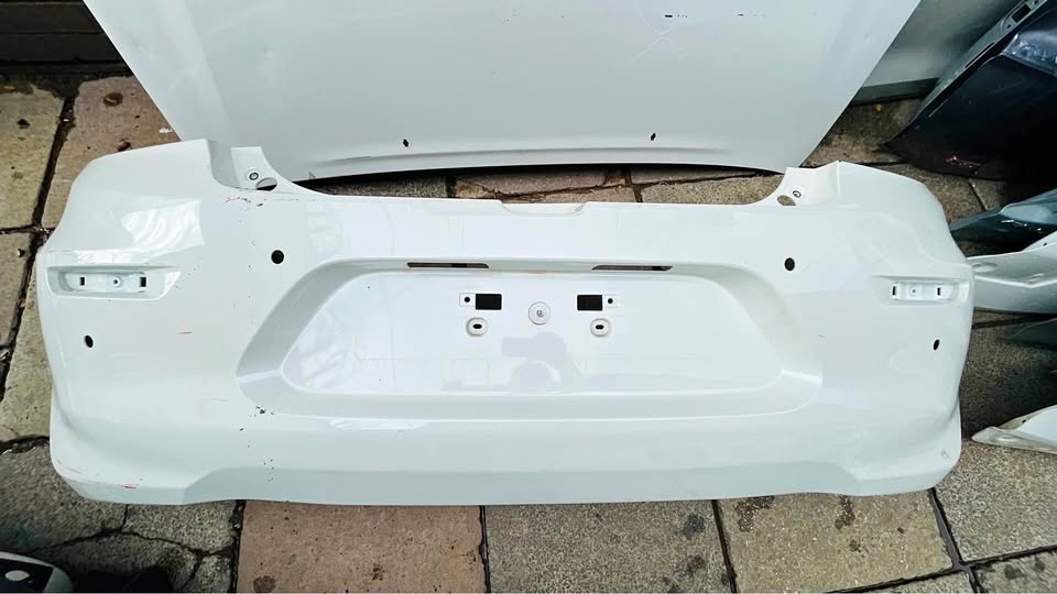 Suzuki Baleno back bumper Toyota Starlet back bumper - Private Seller Suzuki Baleno back bumper Toyota Starlet back bumper - Private Seller