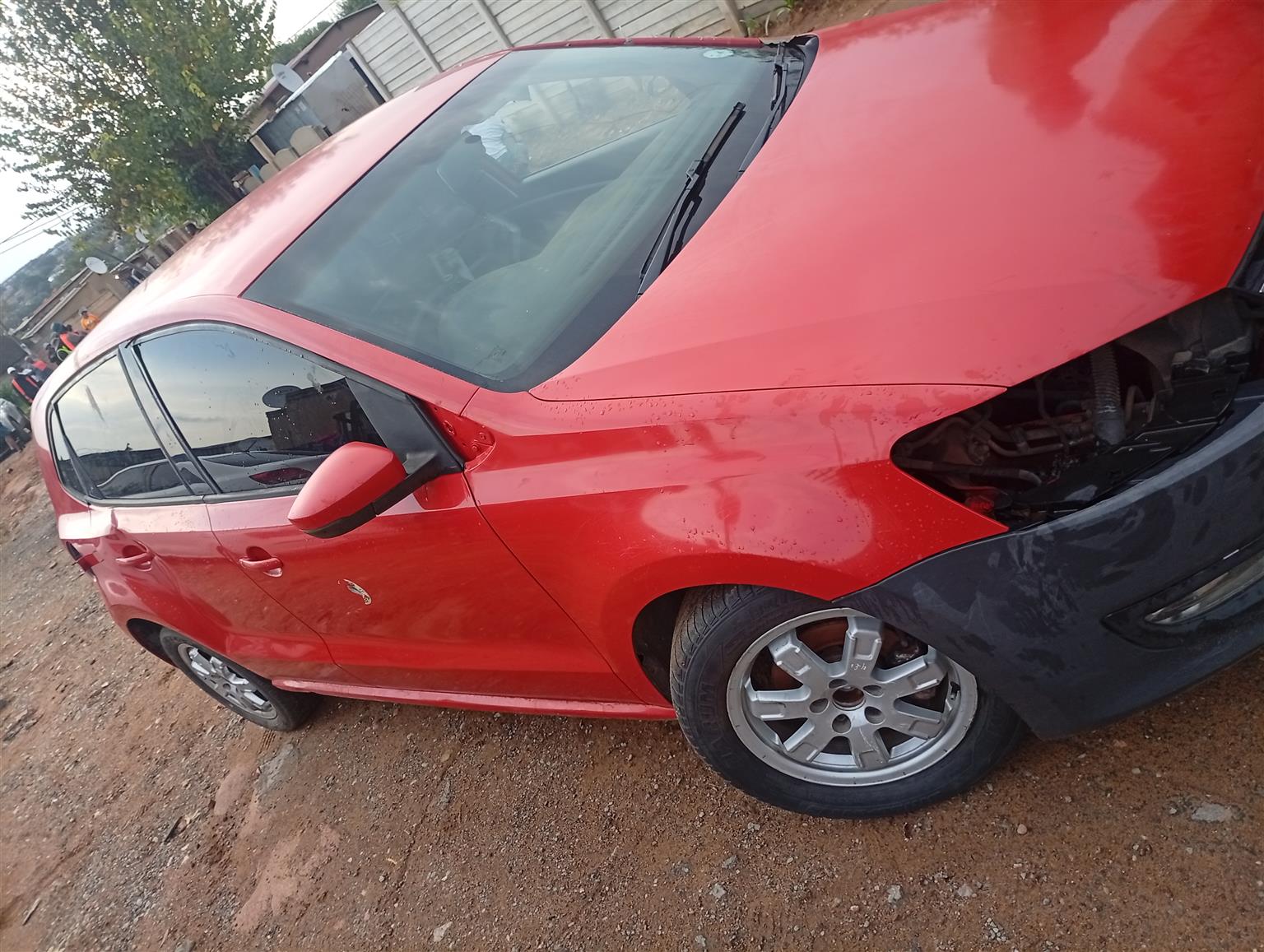 VW POLO 6 1.6 L CLS 2012 MODEL - Private Seller