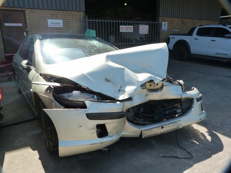 Peugeot 407 2.0 16V Manual Gold - 2007 STRIPPING FOR SPARES - Private Seller