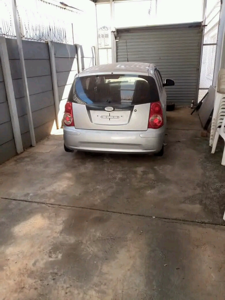 Kia picanto g4hg 2010 - Private Seller Kia picanto g4hg 2010 - Private Seller