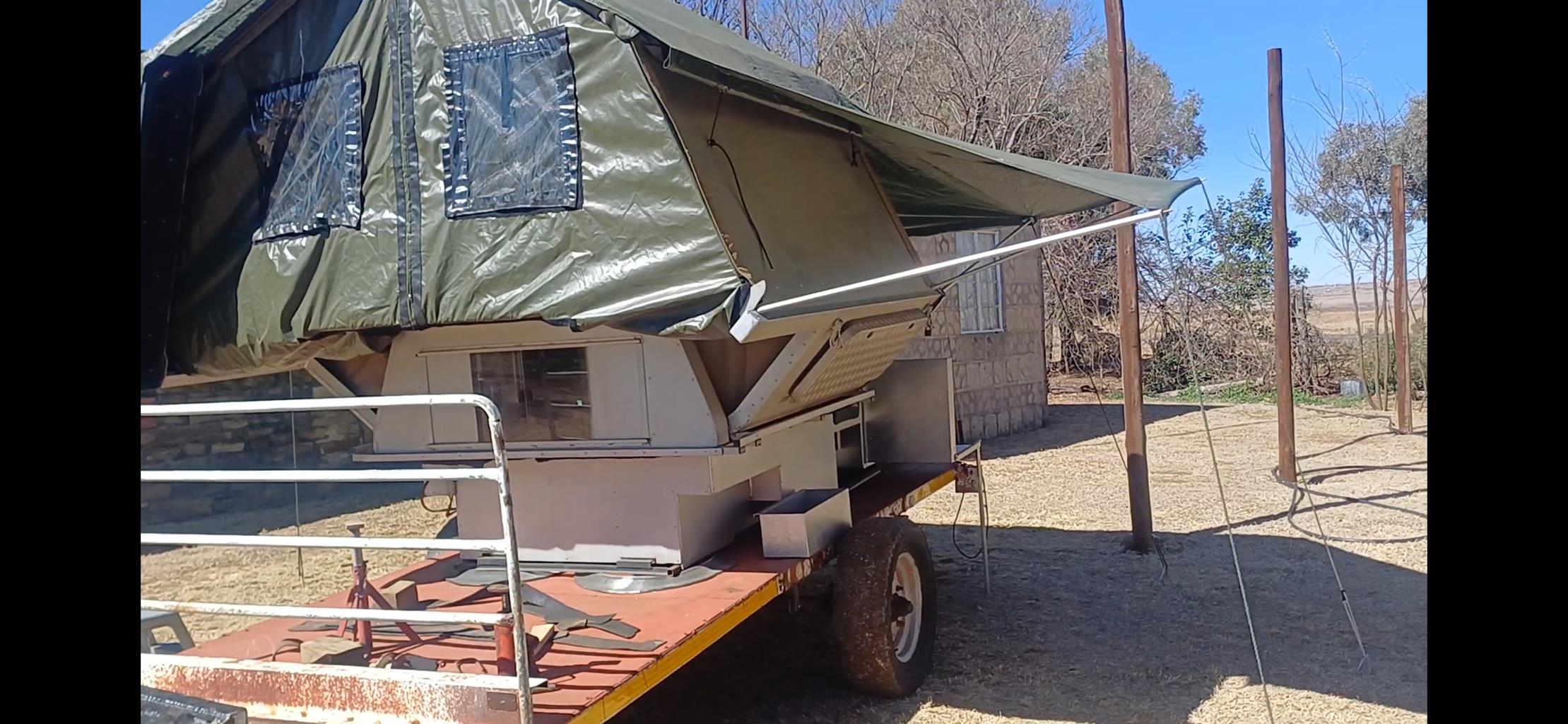 AHA camper te koop en in goeie toestand met nuwe kant seile en vrieskas. - Private Seller AHA camper te koop en in goeie toestand met nuwe kant seile en vrieskas. - Private Seller