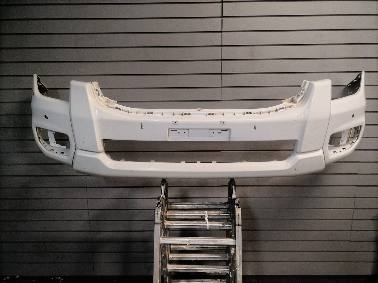 2022-2024 FORD RANGER T9 FRONT BUMPER - Private Seller