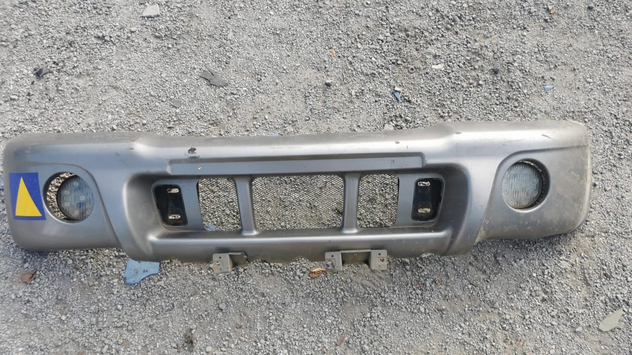 OLD SHAPE MAHINDRA SCORPIO FRONT BUMPER - Private Seller OLD SHAPE MAHINDRA SCORPIO FRONT BUMPER - Private Seller