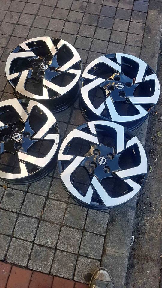 A Set of 16inch rims for the Nissan magnite in a very good condition - Private Seller