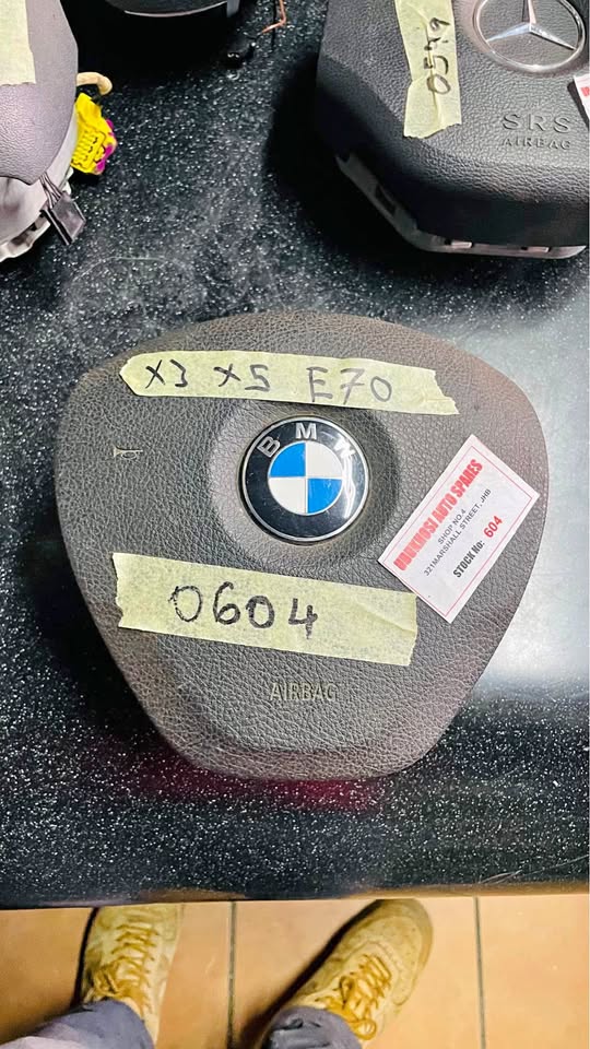 BMW X3 X5 F70 Steering Wheel Airbag - Private Seller BMW X3 X5 F70 Steering Wheel Airbag - Private Seller