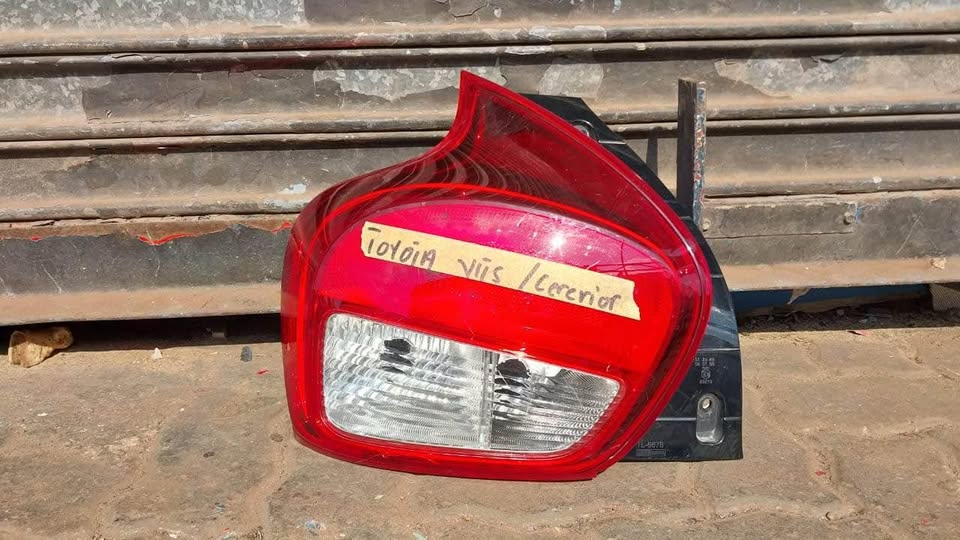 Toyota Vitz taillight - Private Seller Toyota Vitz taillight - Private Seller