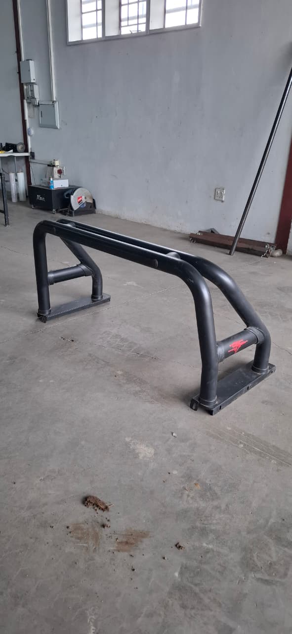 Mahindra S6 roll bar - Private Seller Mahindra S6 roll bar - Private Seller