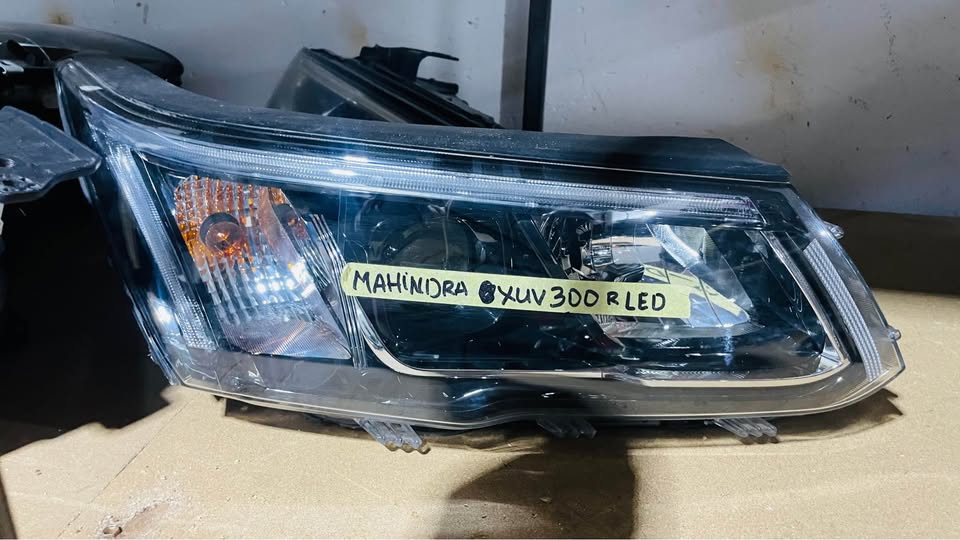 Mahindra XUV300 LED HEADLIGHT - Private Seller Mahindra XUV300 LED HEADLIGHT - Private Seller