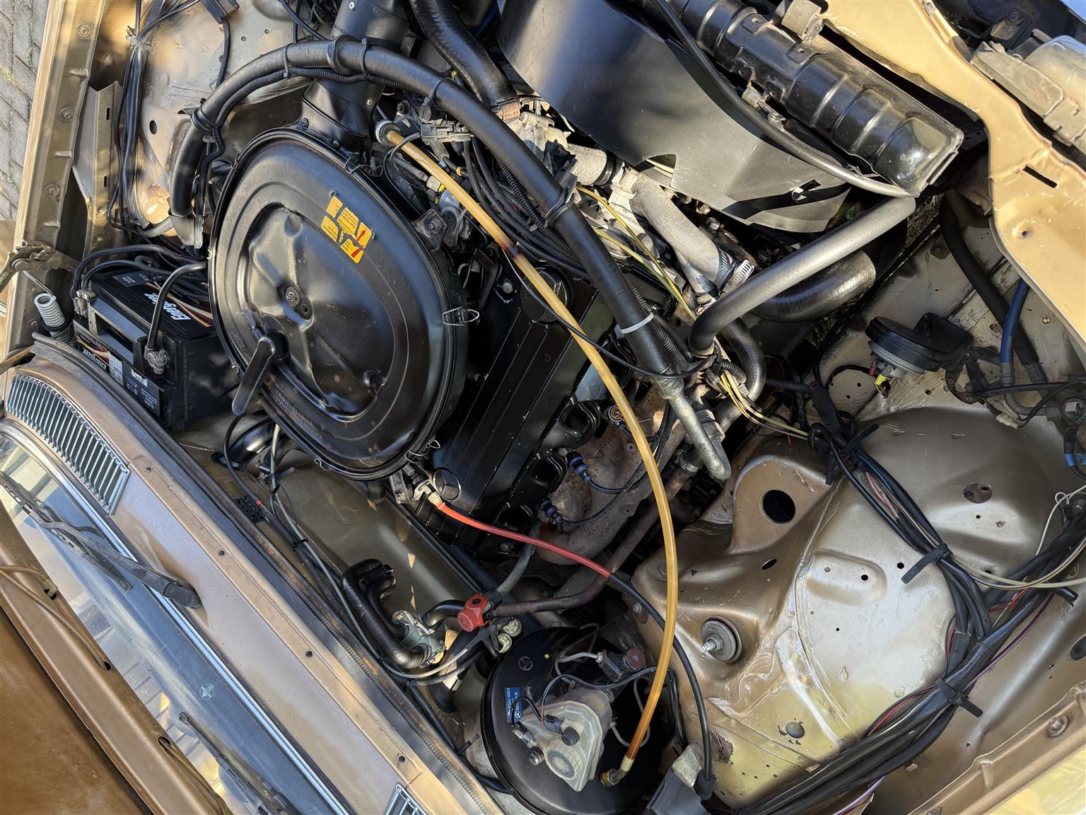 Mercedes Benz W123 230E 1984 Auto | Junk Mail Marketplace