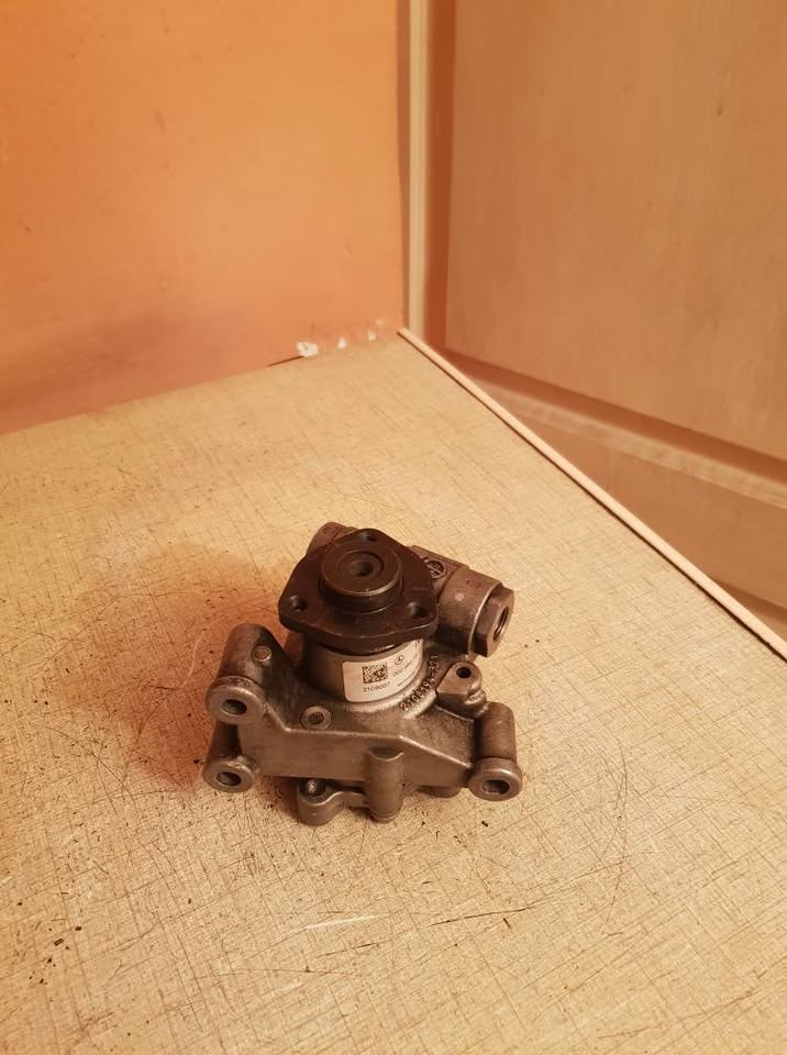 MERCEDES SPRINTER POWER STEERING PUMP FORSALE
