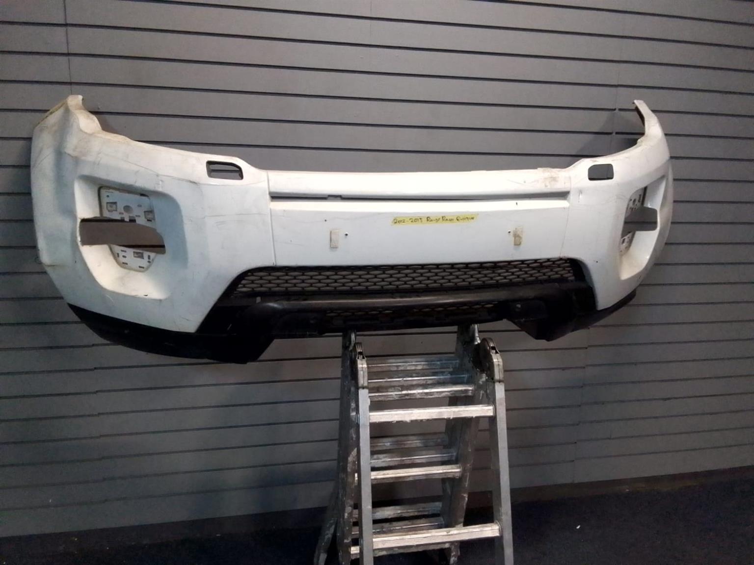 (2012-2014) RANGE ROVER EVOQUE FRONT BUMPER - Private Seller