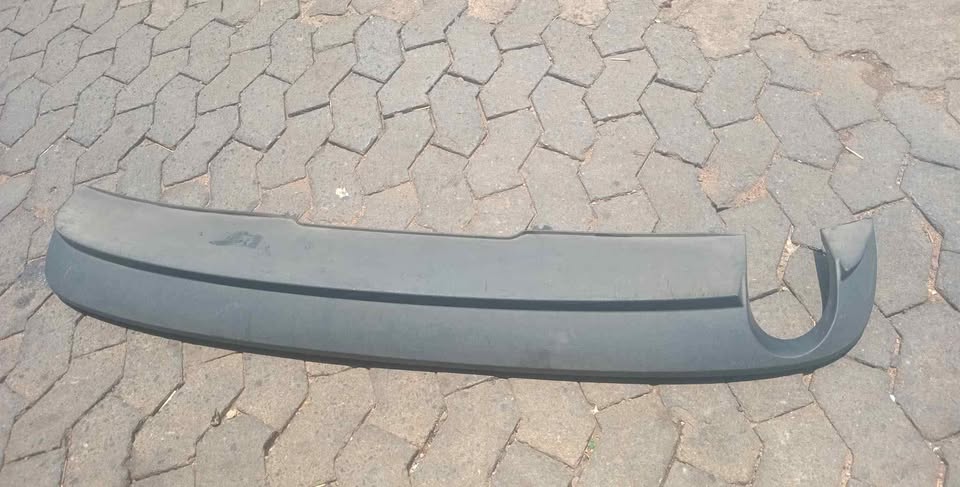 Vw Audi A4 B rear spoiler 8w0 - Private Seller Vw Audi A4 B rear spoiler 8w0 - Private Seller
