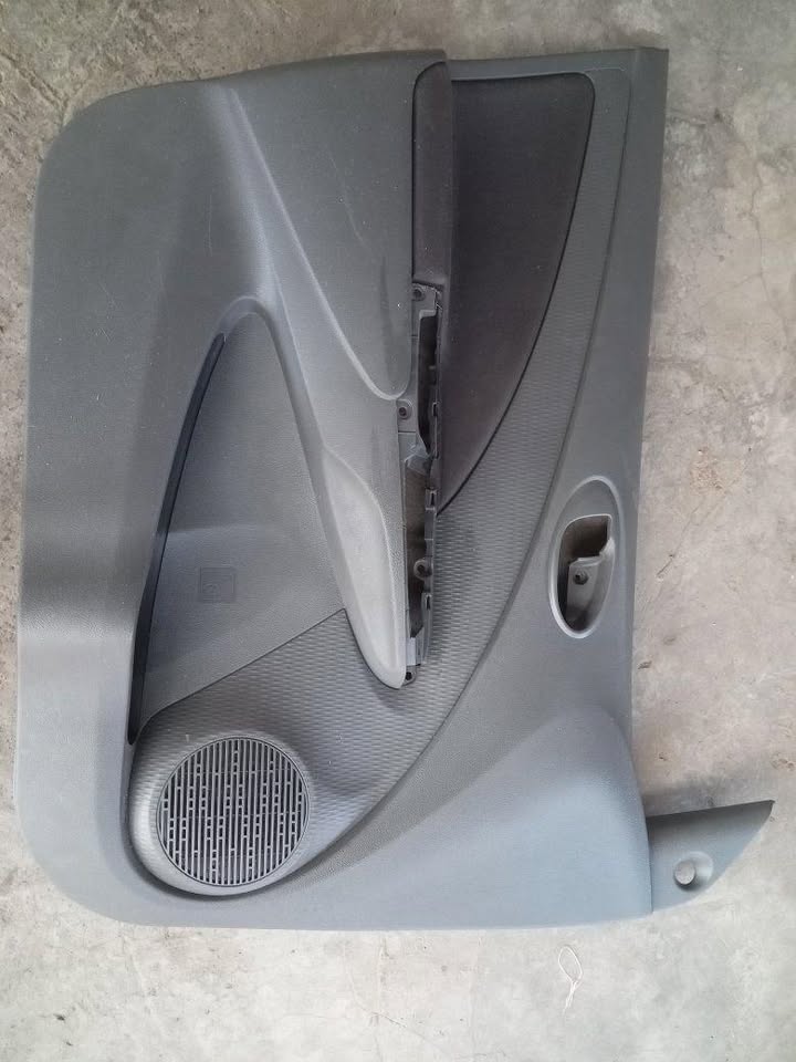 Toyota Etios Sprint XS 1.5 Hatchback Front Right Electric Door Panel & Front Left Electric Door Panel - Private Seller