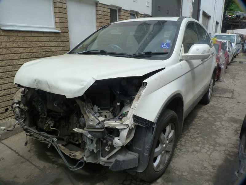 Honda CR-V 2.4 V-Tec RVSi AT Cream - 2009 STRIPPING FOR SPARES - Private Seller Honda CR-V 2.4 V-Tec RVSi AT Cream - 2009 STRIPPING FOR SPARES - Private Seller