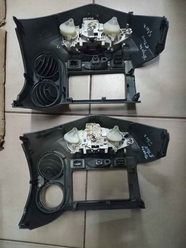 2015 up Toyota etois dashboard center part for sale WhatsApp or cell - Private Seller 2015 up Toyota etois dashboard center part for sale WhatsApp or cell - Private Seller