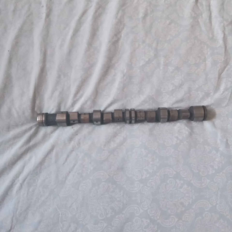 Opel corsa b series 1.4 cam shaft - Private Seller