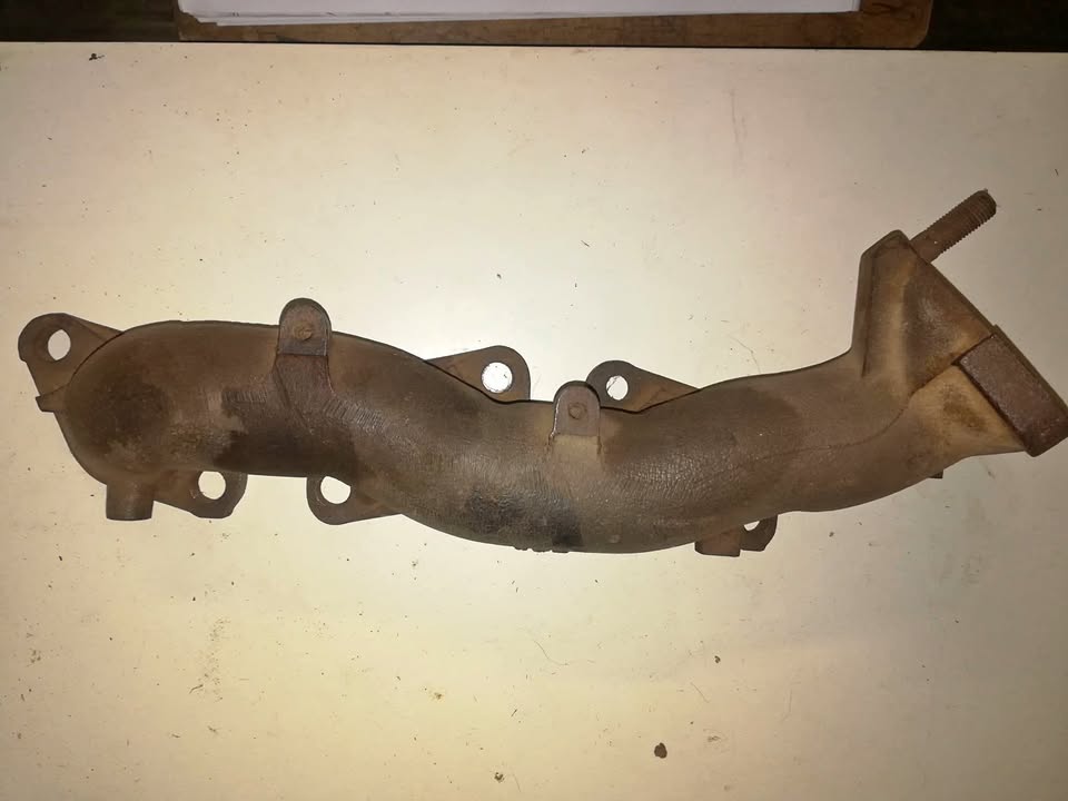 Nissan 1 tonner vg30 manifold right hand side - Private Seller Nissan 1 tonner vg30 manifold right hand side - Private Seller