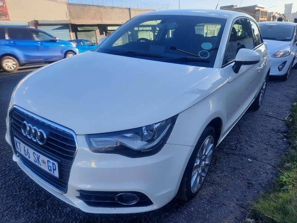 2012 Audi A1 1.4 TFSI Hatchback Automatic with a Nice interior seat and Service book and spare key