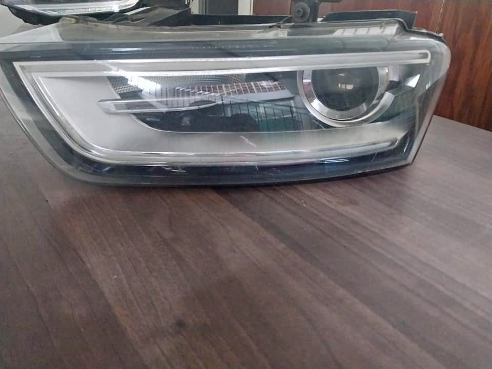 Audi Q3 Xenon Headlight 2013 - Private Seller Audi Q3 Xenon Headlight 2013 - Private Seller
