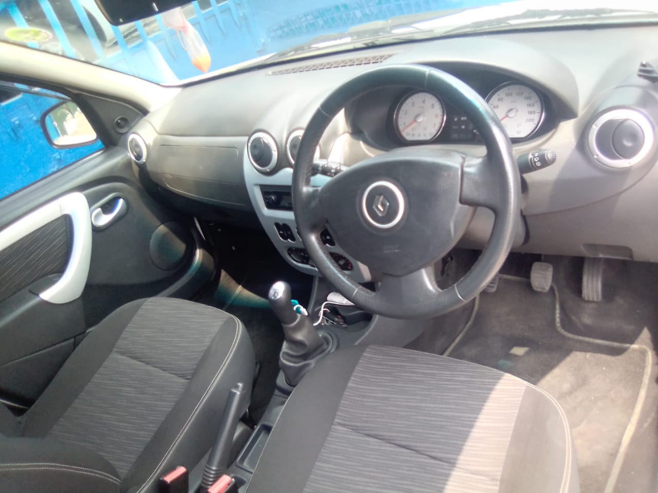 2018 RENAULT KWID 1.0 MANUAL