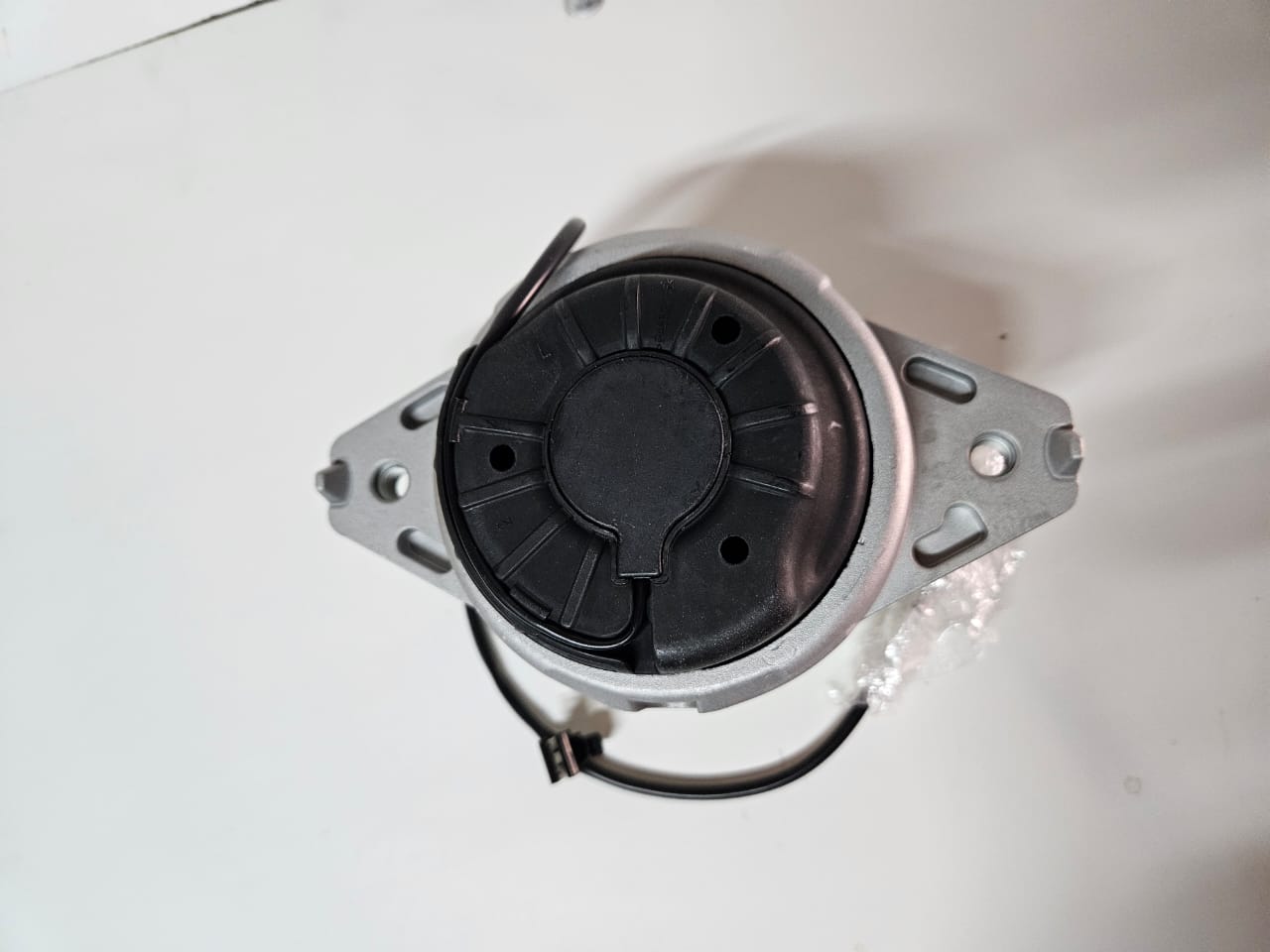 New W166 Engine Mounting for sale - Private Seller