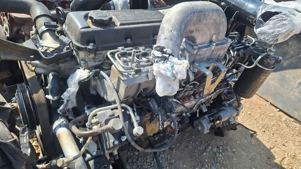 Nissan UD90/95/100 FE6 engine available