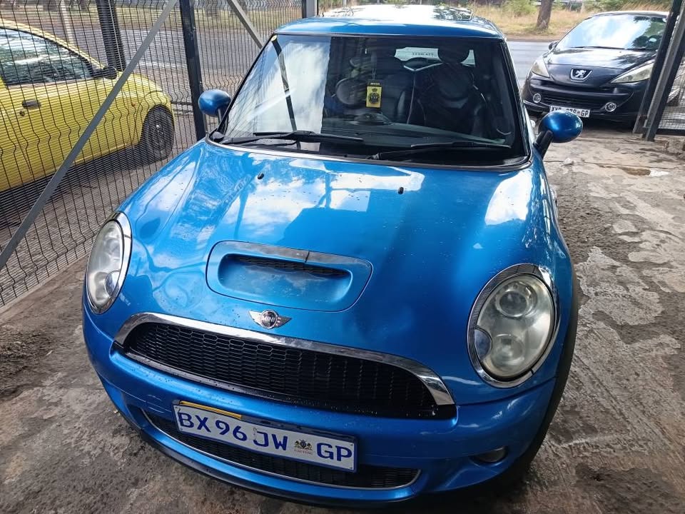 Mini Cooper R56