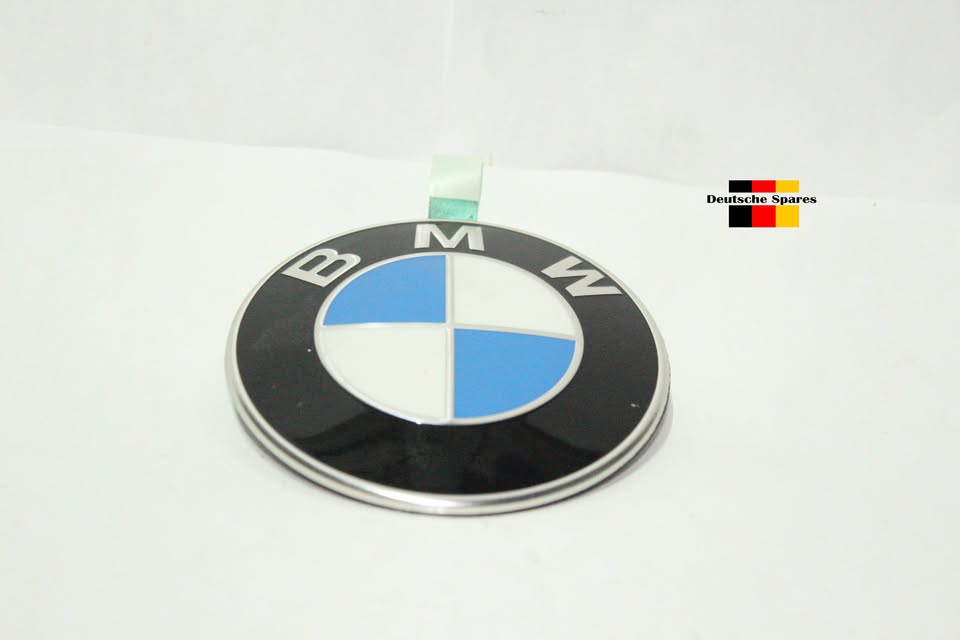 BMW BADGE (FRONT or REAR) EACH - Private Seller BMW BADGE (FRONT or REAR) EACH - Private Seller