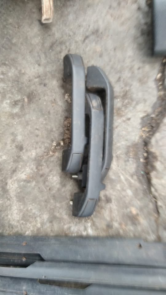 FIAT UNO INNER DOOR HANDLES - Private Seller