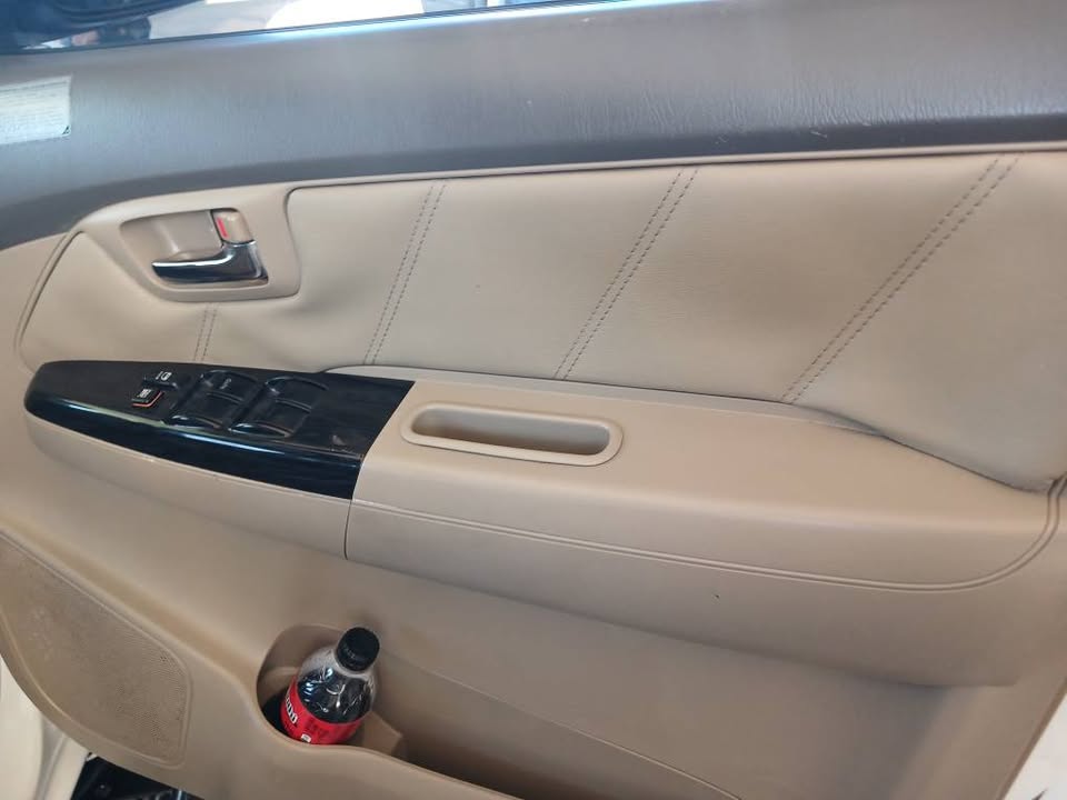 2013 TOYOTA FORTUNER 3.0 D4D 4X4 Transmission: Automatic Mileage: Fueltype: Diesel White