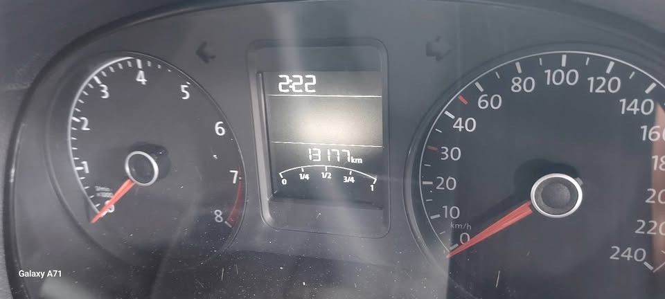 Volkwogen Polo vivo 1.4 Trendline Manual Petrol